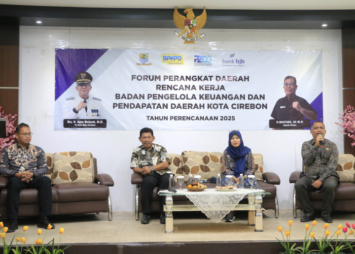 FPD: Sekretaris BPKPD Eko Budiyanto, memandu Forum Perangkat Daerah (FPD) Rencana Kerja BPKPD Tahun 2025, bersama para Kabid BPKPD, akhir pekan kemarin. 