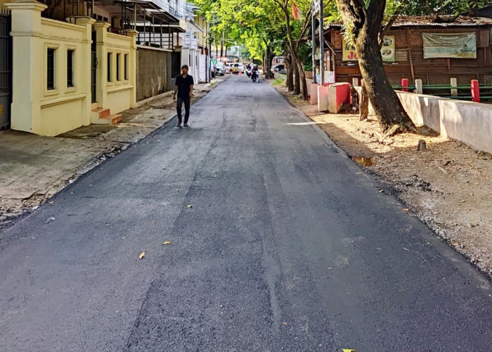 MULUS: Perbaikan jalan menyeluruh dilakukan secara bertahap dan berkelanjutan. DPUTR komitmen agar jalan akses masyarakat mulus dan berkeselamatan.