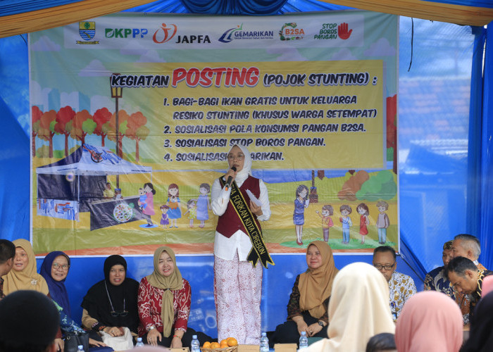 TEKAN STUNTING: Ketua Forikan Kota Cirebon Madyawati mengatakan, Posting dalam GPM, upaya pemerintah menekan angka stunting. Diantaranya, membagikan ikan gratis.