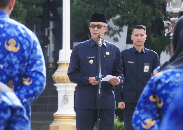 MOMENTUM: Pj Walikota Agus Mulyadi berpesan, pelantikan PPPK menjadi momentum untuk lebih produktif dalam bekerja, berprestasi, dan berinovasi.