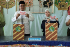 Demokratis,  Siswa MTsN 8 Indramayu Gelar Pemilu Raya Pemilihan OSIS