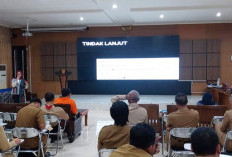 Covid-19 Mulai Meningkat, BPBD Kota Cirebon Bagikan Masker dan Sabun Cuci Tangan 