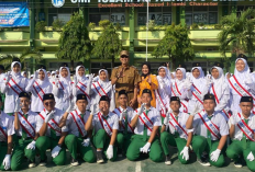 Pj Walikota Disambut Tarian Saman Siswa SMP Islam Al Azhar, Monotoring MPLS