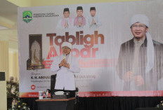 Aa Gym Mengisi Tablig Akbar di Pendopo Majalengka