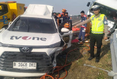 Tiga Meninggal Akibat Tabrakan Mobil Kru TvOne dengan Truk