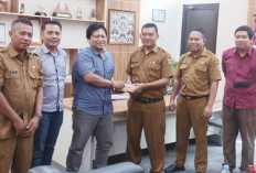 DPUTR Sukseskan Jalan Santai Batik Sarungan Radar Cirebon 