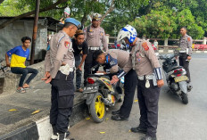 Tindak Pengendara yang Gunakan Knalpot Bising