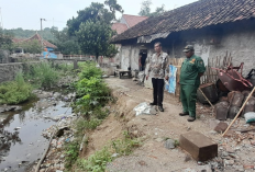 3 Tahun Longsor di Sungai Cigarugak Dibiarkan, Ancam 8 Rumah