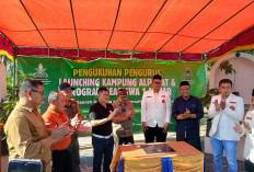 Pemuda Muhammadiyah Resmikan Kampung Alpukat dan Program Beasiswa 