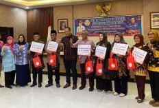 Gelontorkan Rp1,6 Miliar untuk PNS Purna Tugas