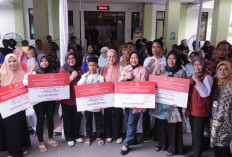 Kota Cirebon Disawer Bansos, Rp1,2 Triliun Bantuan Sosial untuk Tiga Daerah