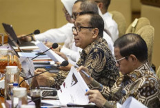 Presiden Tunjuk Mensesneg Pratikno sebagai Plt Sekretaris Kabinet