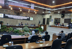 DPRD Kota Cirebon Mulai Bekerja