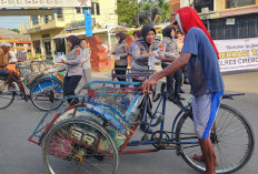 Polres Cirebon Kota Membagikan Takjil