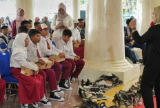 Gencarkan Sedekah Sepatu