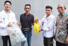Tukar Sampah Plastik dengan Sembako  