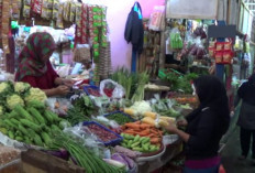 Pasca Lebaran Harga Cabai Merah dan Daging Ayam Turun