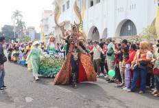 Busana Daur Ulang dari Sampah