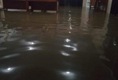 Ramai di Medsos, Priben Kih Balai Desa Ujunggebang Kebanjiran