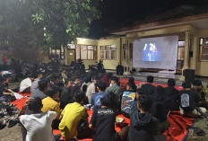 Anggota Pramuka Nobar Film G-30 S-PKI