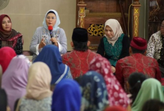 Tinjau Kegiatan Pelayanan Kesehatan, Bupati Nina Silaturahmi dengan Pengurus DKM Al Hidayah