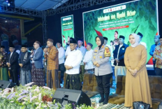 Puncak Peringatan HSN Dihadiri Pelantun Salawat, Sayyid Zulfikar Basyaiban Al-Idrisi 