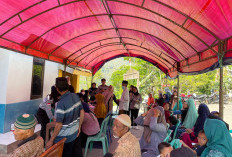 Mahasiswa MBKM Kampung Berseri Astra dan HIMASIKA Gelar Sosialisasi Kesehatan di Desa Gunungmanik