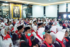 Calhaj Kota Cirebon Berangkat ke Tanah Suci