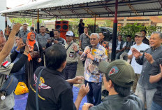 Ahmad Syaikhu dan Ihlam Habibi Lakukan Botram dengan Rakyat