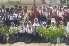 Program Pertanian Masuk Sekolah, Siswa SMPN 3 Sliyeg Dibekali Ilmu Pertanian