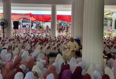 Pengajian Mamah Dedeh di Pendopo Bupati 