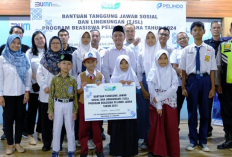 Pelindo Regional 2 Cirebon Beri Bea Siswa Kepada Anak Petugas Cleaning Service dan Security