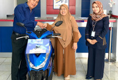 Warga Cikijing Kaget Dapat Hadiah Motor