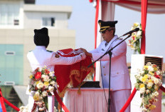 Upacara Peringatan HUT Ke-79 RI Tingkat Kota Cirebon